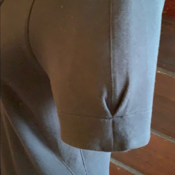 Lululemon & Go Keepsake Tee Structured Pleated 6 - Picture 4 of 8